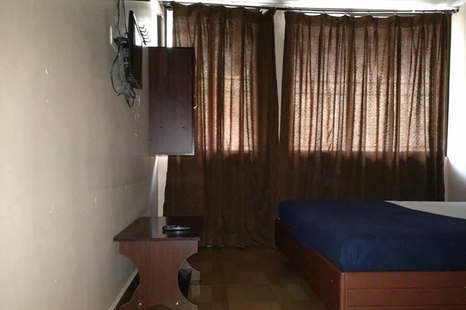 Hotel Boopathi מדוראי מראה חיצוני תמונה
